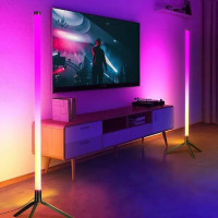 Кутовий підлоговий торшер LED RGB із пультом та світломузикою  стильна лампа з пластику для дому та вечірок
